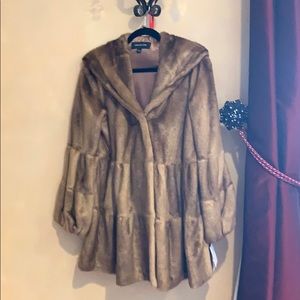 Jones New York faux fur coat